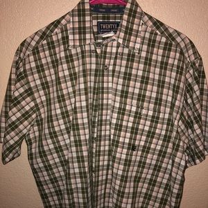 Wrangler button down shirt